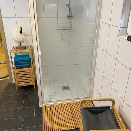 Ferienwohnung No1am Golfplatz In Der Bluetenstadt In Ostfriesland